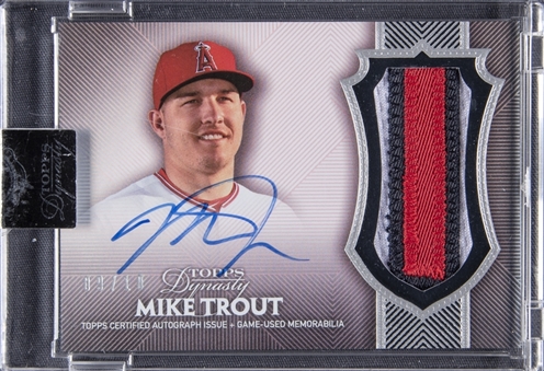2017 Topps Dynasty #AP-MO2 Mike Trout Signed Game-Used Patch Card (#09/10) - Topps Encased